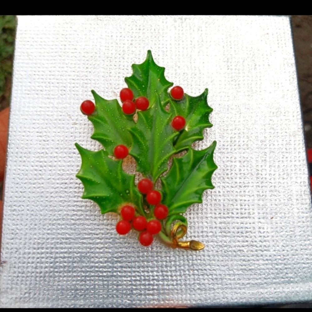 Vintage Signed WEISS Christmas Holly Branch with Berries Pin / Brooch Holidays